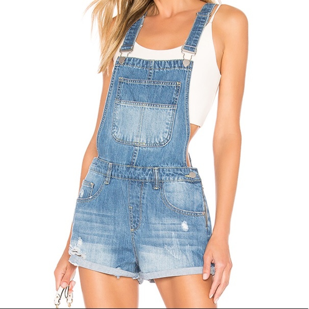 Overall shorts
